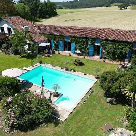 Bed and Breakfast Domaine Du Tafiart Sarron Экстерьер фото